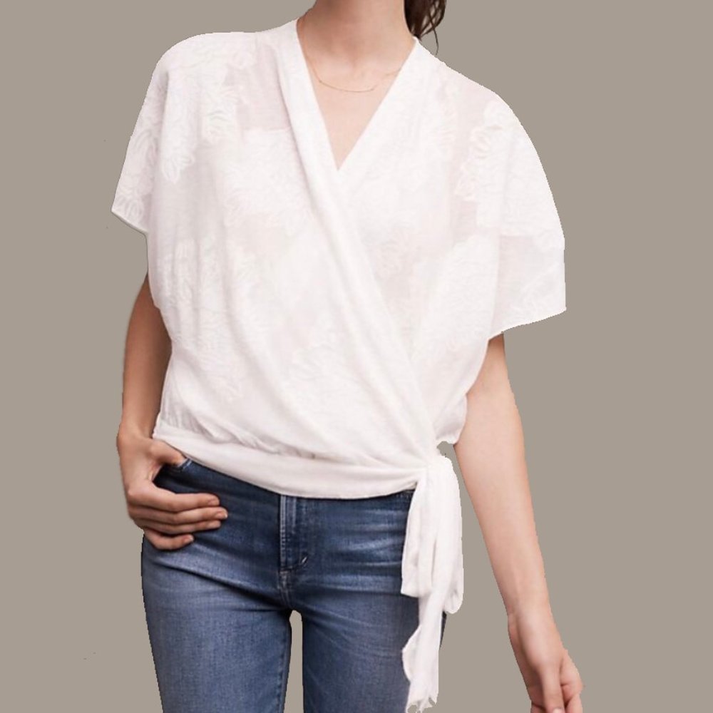 Anthropologie e by Elouise White Moonflower Floral Wrap Top